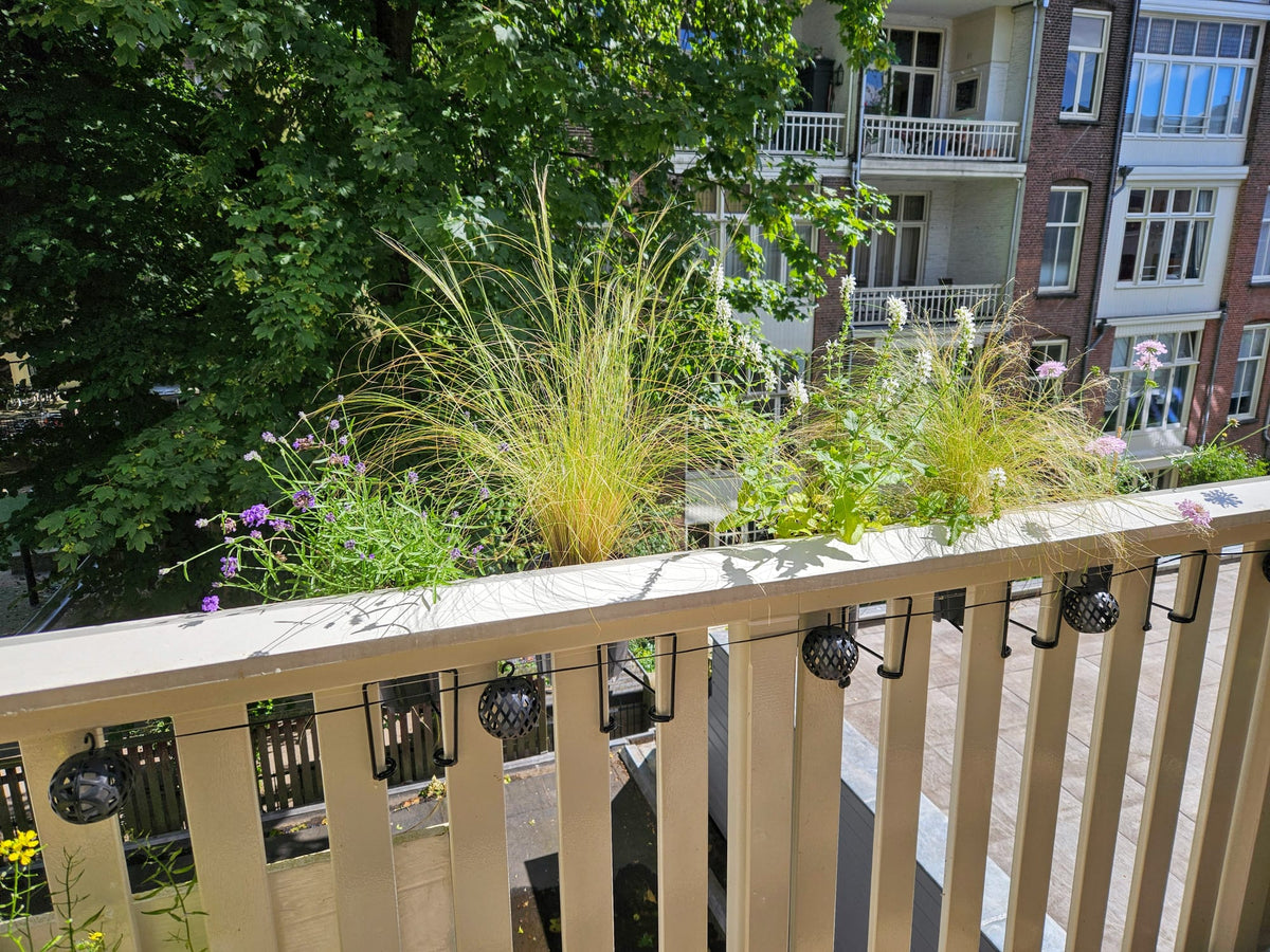 Plant Removable Railing Plant Traps - Your floating vertical garden with railing plant holders ...